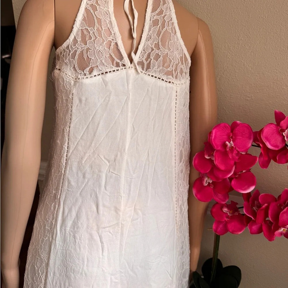 Yuni apparel White Maxy Dress Medium nwot - Picture 10 of 11